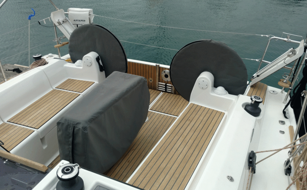 Helm Cover Archives Chicago Marine Canvas Custom Boat Covers